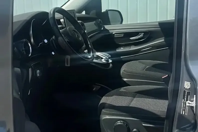 Mercedes-Benz 250 din 2020 cu 69.130 km - oferta MER97659 - foto 24