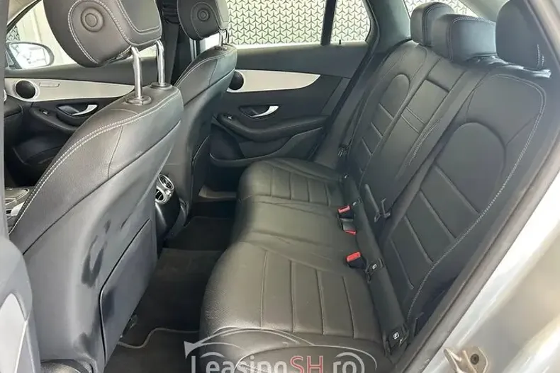 Mercedes-Benz 300 din 2021 cu 107.500 km - oferta MER95087 - foto 13