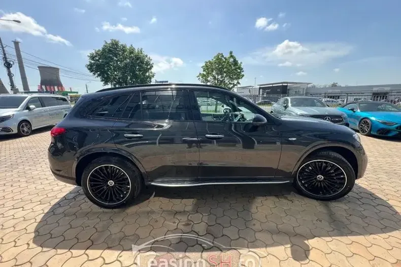 Mercedes-Benz 300 din 2025 cu 5 km - oferta MER93276 - foto 2