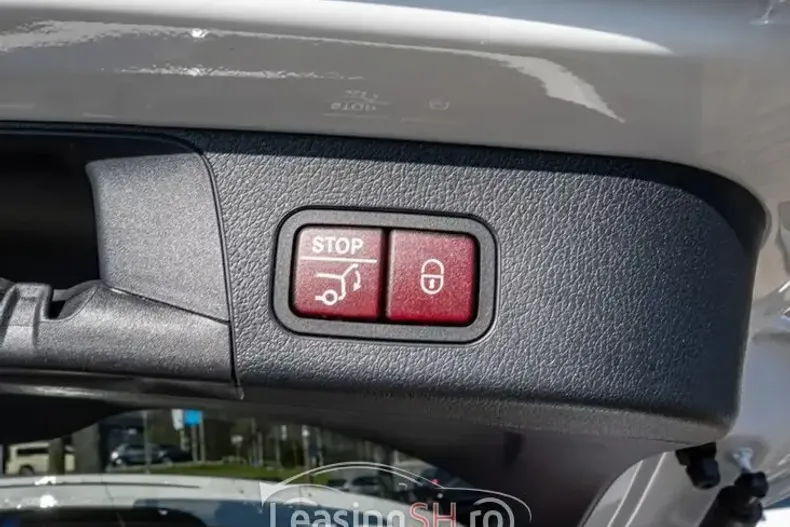 Mercedes-Benz 250 din 2024 cu 4.435 km - oferta MER98750 - foto 12