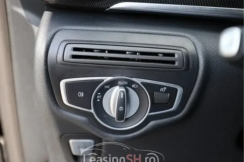 Mercedes-Benz 300 din 2022 cu 80.277 km - oferta MER99150 - foto 25