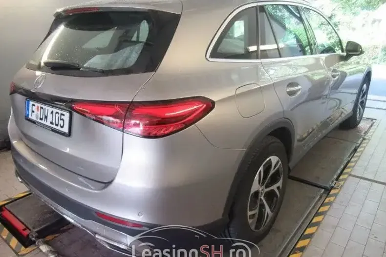 Mercedes-Benz 220 din 2022 cu 59.520 km - oferta MER102336 - foto 2