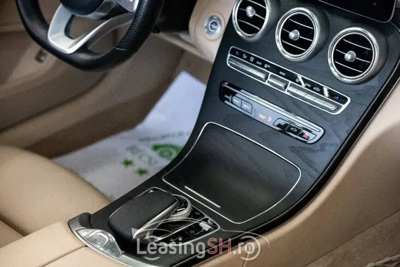 Mercedes-Benz 300 din 2020 cu 39.300 km - oferta MER99971 - foto 5