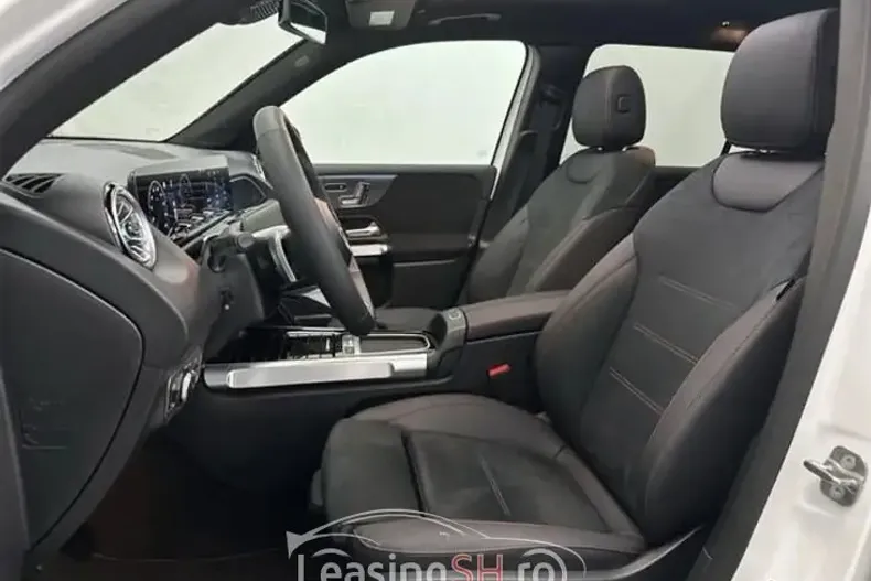 Mercedes-Benz 200 din 2024 cu 4.000 km - oferta MER98162 - foto 11