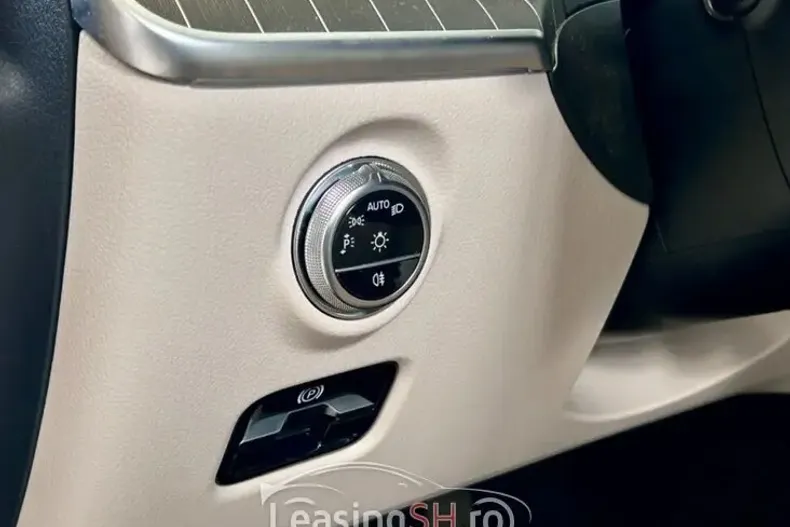 Mercedes-Benz 300 din 2023 cu 34.704 km - oferta MER99031 - foto 2