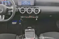 Mercedes-Benz 200 din 2024 cu 9.600 km - oferta MER97850 - foto 6