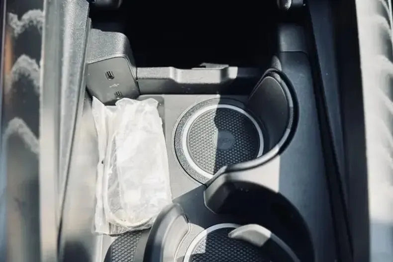 Mercedes-Benz 200 din 2024 cu 47.000 km - oferta MER96300 - foto 21