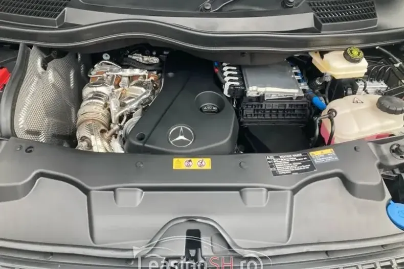 Mercedes-Benz 300 din 2024 cu 6.000 km - oferta MER98431 - foto 10