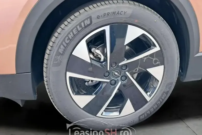 Opel Grandland din 2025 cu 3.092 km - oferta OPE95602 - foto 9