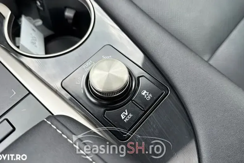 Lexus Seria RX din 2021 cu 55.875 km - oferta LEX100388 - foto 28