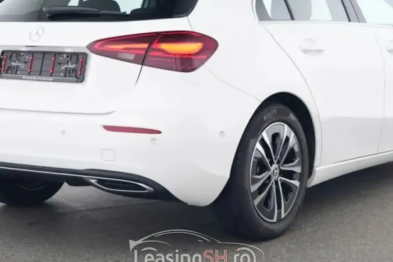 Mercedes-Benz 200 din 2023 cu 6.500 km - oferta MER97686 - foto 5