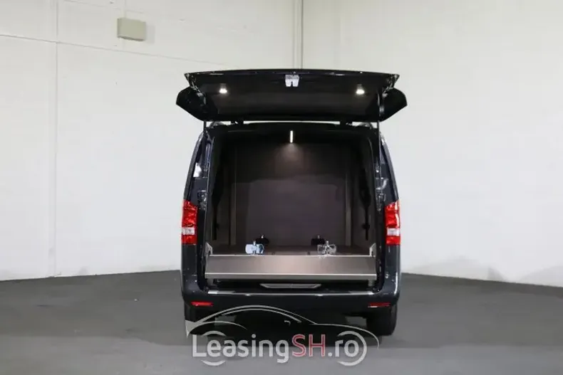 Mercedes-Benz Vito din 2023 cu 7.038 km - oferta MER96778 - foto 22