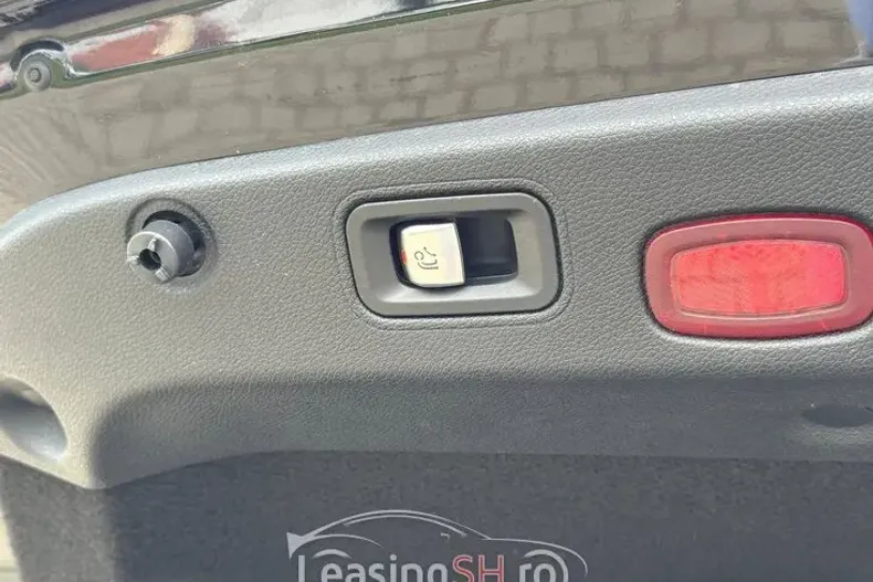Mercedes-Benz 300 din 2022 cu 65.000 km - oferta MER101313 - foto 23