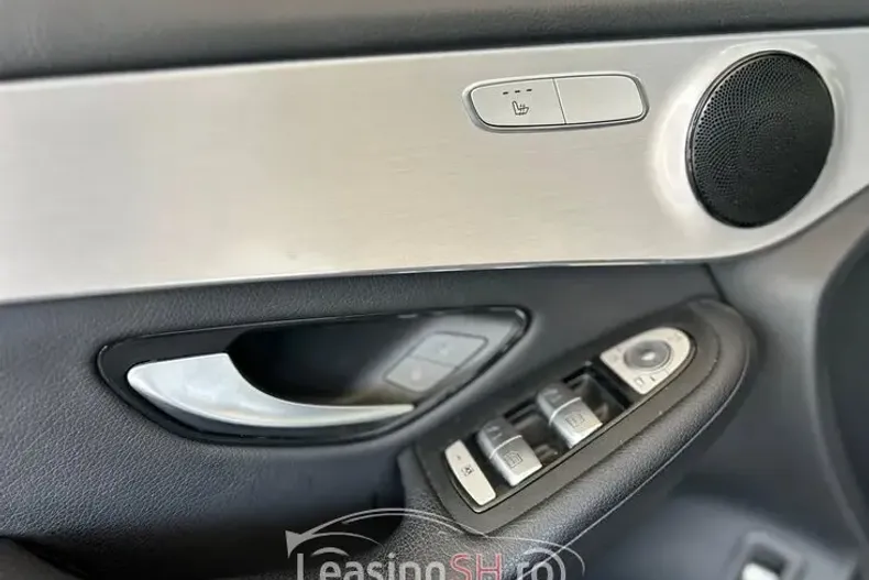 Mercedes-Benz 300 din 2021 cu 107.500 km - oferta MER95087 - foto 2