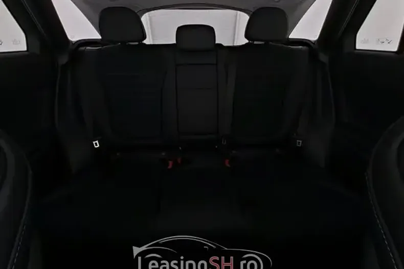 Mercedes-Benz 300 din 2024 cu 9.990 km - oferta MER99593 - foto 3