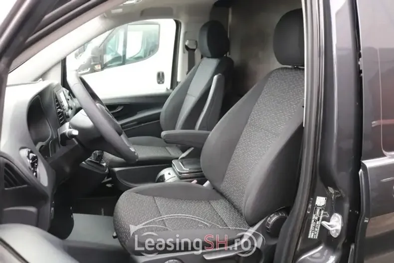 Mercedes-Benz Vito din 2023 cu 7.038 km - oferta MER96778 - foto 9