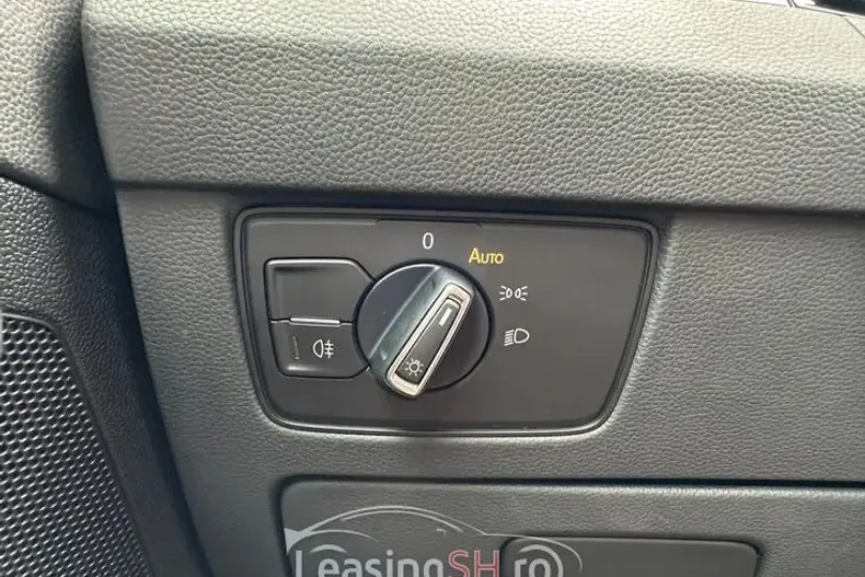 Volkswagen Passat din 2021 cu 144.876 km - oferta VOL100770 - foto 19