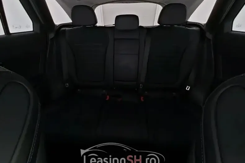 Mercedes-Benz 300 din 2023 cu 6.341 km - oferta MER98168 - foto 3