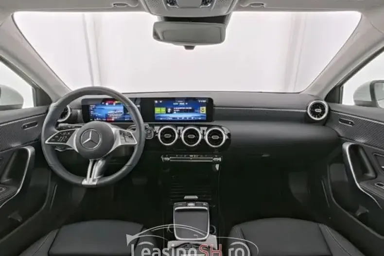 Mercedes-Benz 200 din 2023 cu 6.500 km - oferta MER97686 - foto 8