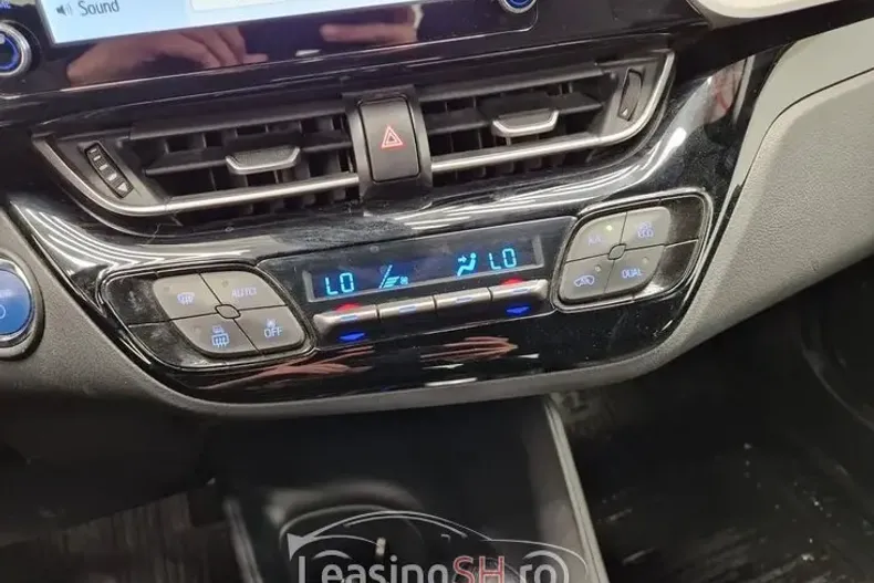 Toyota C-HR din 2021 cu 77.000 km - oferta TOY100615 - foto 3