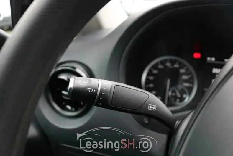 Mercedes-Benz Vito din 2023 cu 7.038 km - oferta MER96778 - foto 26