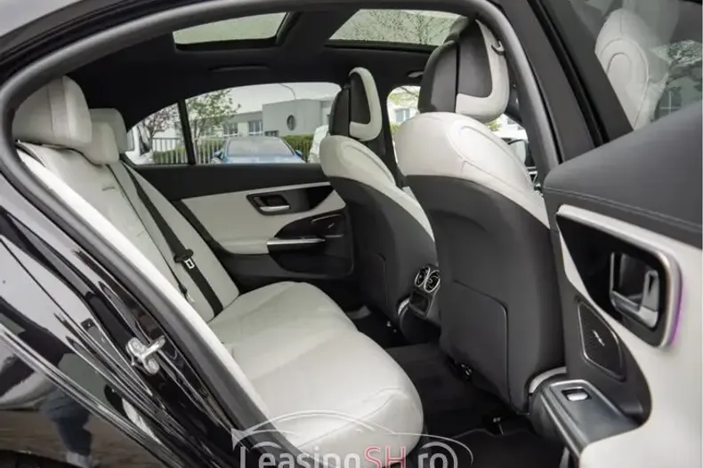 Mercedes-Benz 300 din 2024 cu 12.500 km - oferta MER98366 - foto 18