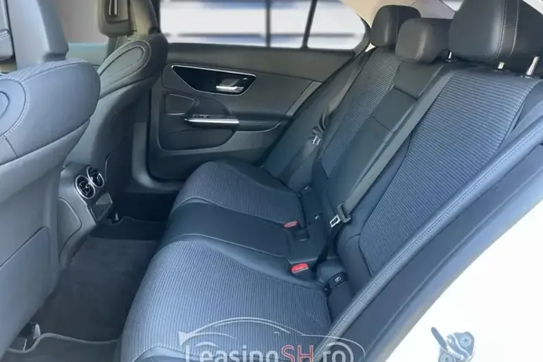 Mercedes-Benz 180 din 2023 cu 77.757 km - oferta MER98198 - foto 3