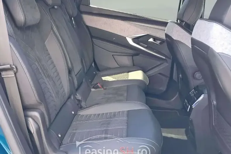 Peugeot 5008 din 2025 cu 11.000 km - oferta PEU100548 - foto 14