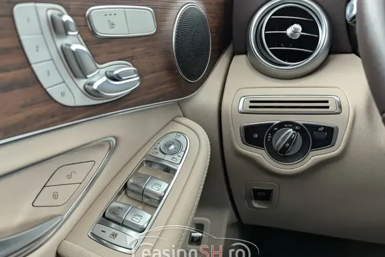 Mercedes-Benz 300 din 2022 cu 70.700 km - oferta MER98941 - foto 17