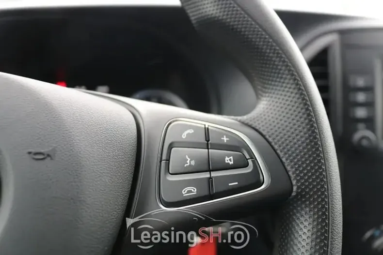 Mercedes-Benz Vito din 2023 cu 7.038 km - oferta MER96778 - foto 15
