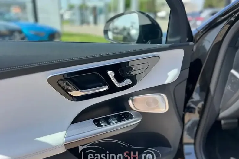 Mercedes-Benz 300 din 2025 cu 5 km - oferta MER93276 - foto 5