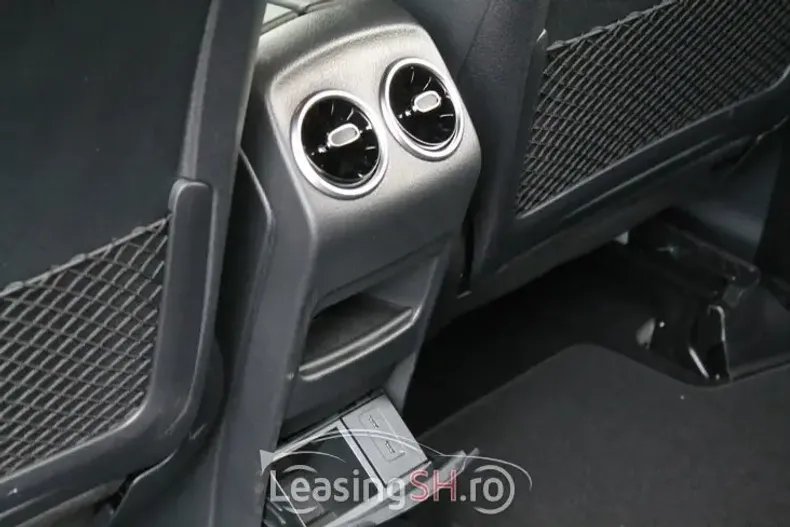 Mercedes-Benz 200 din 2023 cu 17.000 km - oferta MER98452 - foto 12