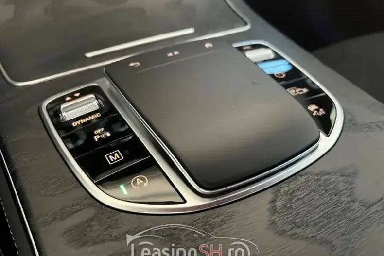 Mercedes-Benz 300 din 2020 cu 59.900 km - oferta MER97645 - foto 8