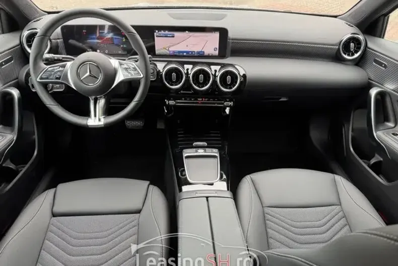 Mercedes-Benz 180 din 2025 cu 10 km - oferta MER97635 - foto 2