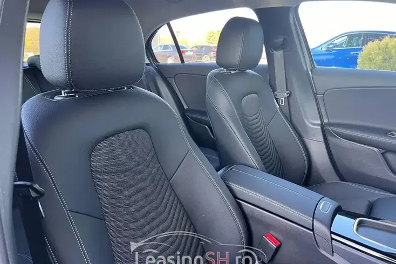 Mercedes-Benz 200 din 2024 cu 6.500 km - oferta MER95241 - foto 13