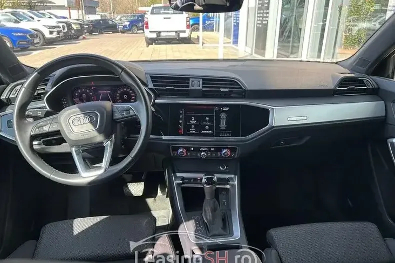 Audi Q3 din 2019 cu 45.471 km - oferta AUD92955 - foto 24