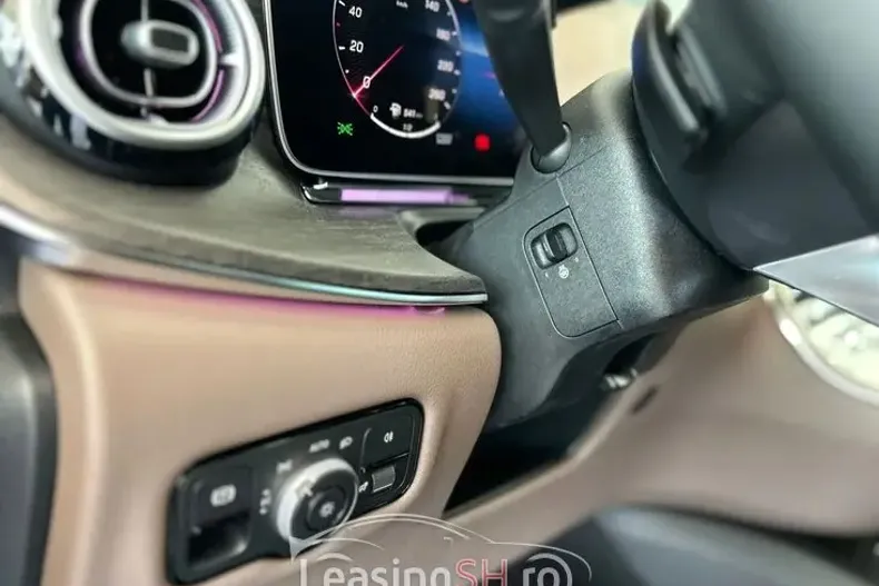 Mercedes-Benz 300 din 2025 cu 3.000 km - oferta MER100538 - foto 8