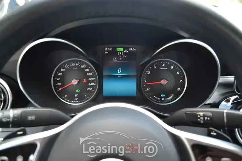 Mercedes-Benz 300 din 2020 cu 59.964 km - oferta MER98159 - foto 10