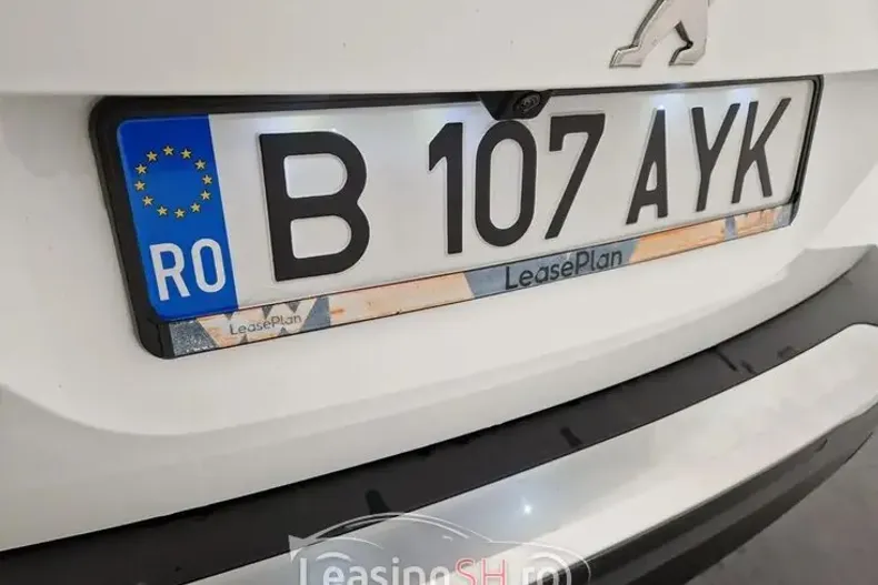 Peugeot 2008 din 2021 cu 136.000 km - oferta PEU93500 - foto 2