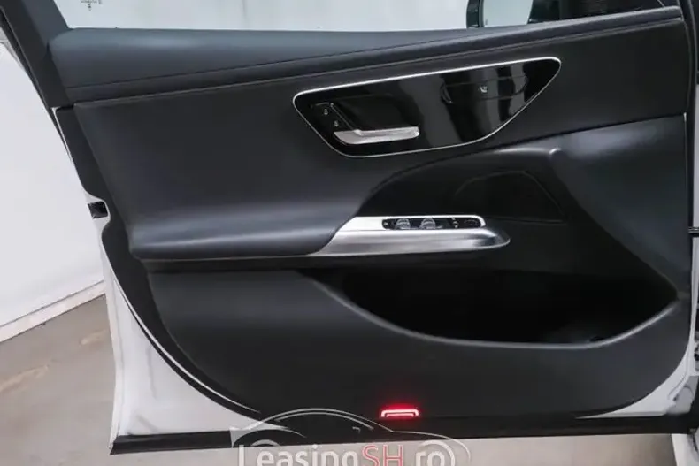 Mercedes-Benz 200 din 2024 cu 11.616 km - oferta MER98568 - foto 9